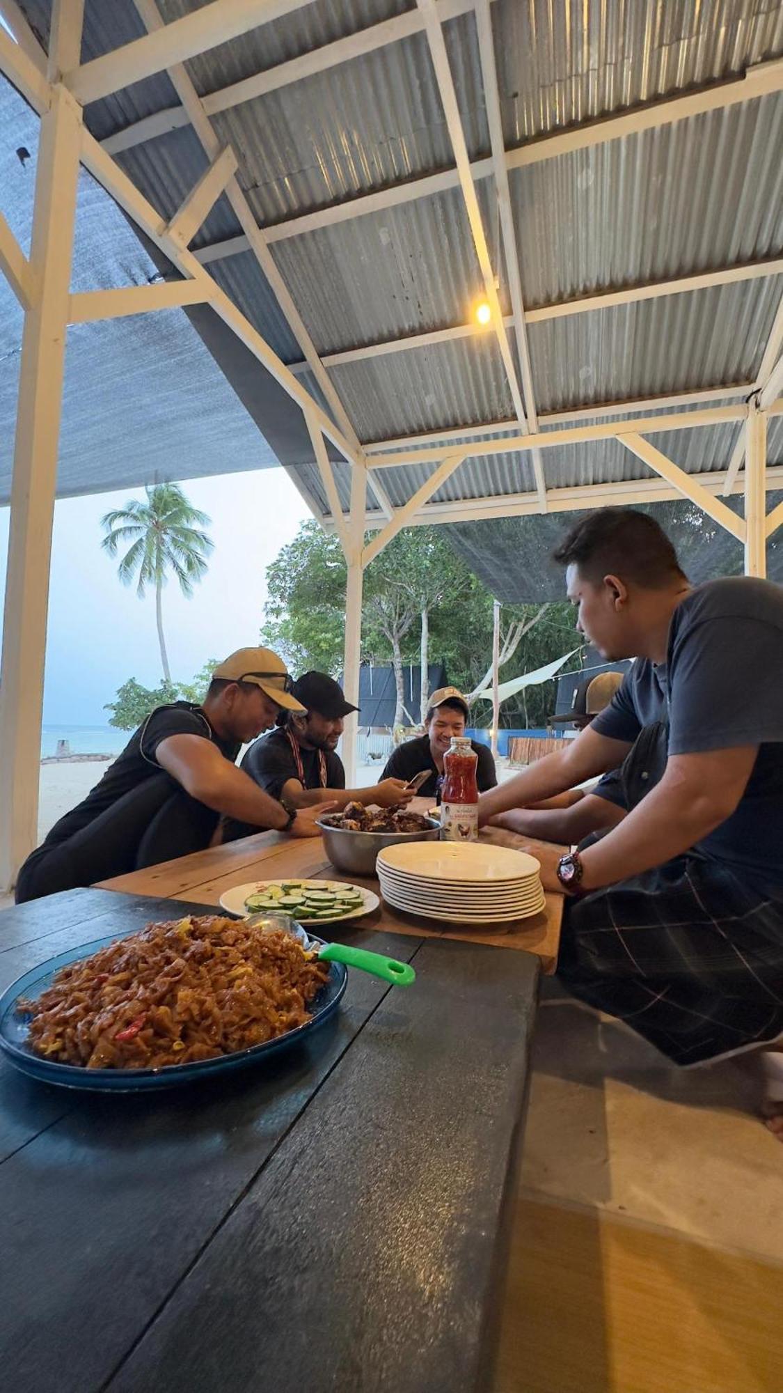 Juita Glamping Perhentian Island Hotel Kampung Kuala Besut Exterior foto